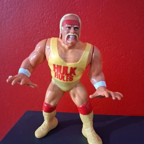 WWF Hulk Hogan action figure 1990 used, Hasbro collectible