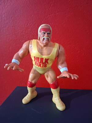WWF Hulk Hogan action figure 1990 used, Hasbro collectible