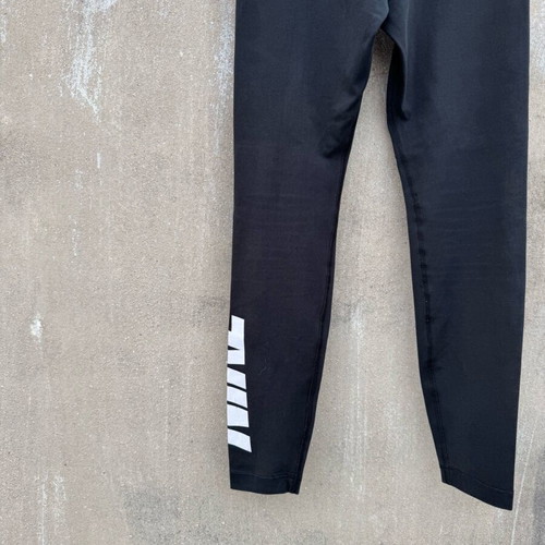 Nike legging used, size S-M, black and white