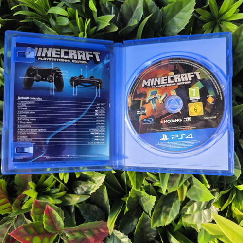 Minecraft PlayStation 4 Edition game