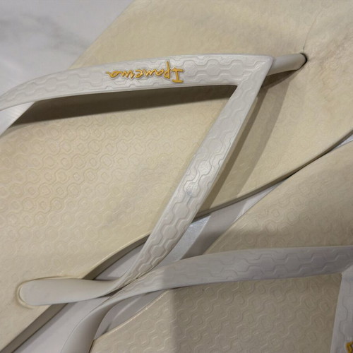 Ipanema rubber slides cream size 40 used