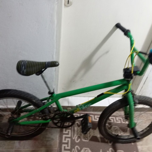Gt bike BMX like new with 20 inch wheels and V-Brakes