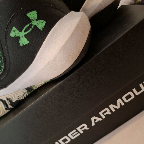 Under Armour shoes kids used, size 36.5, white and green