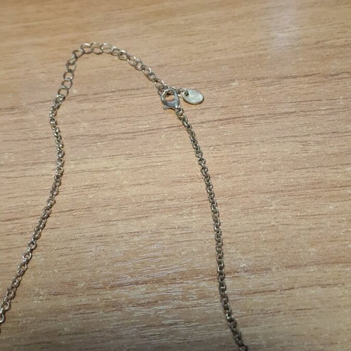 Necklace used in good condition
