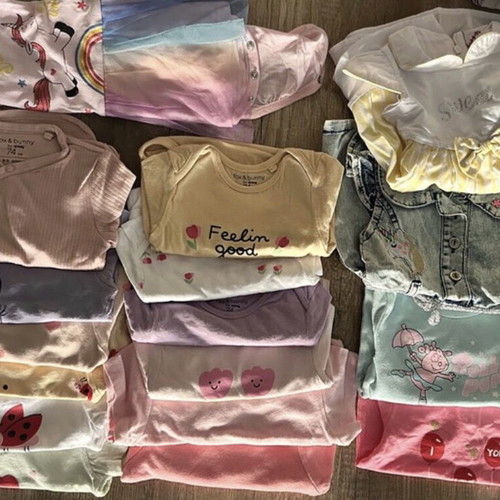 Baby clothes pack size 6-9 months like new, 13 vests, 2 dresses, 2 shirts