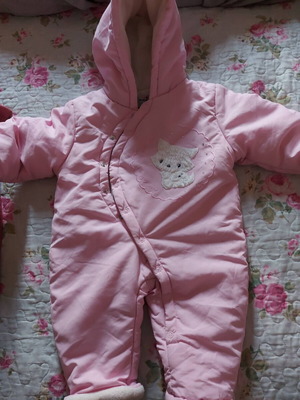 Winter romper Voltas for 6-9 months like new
