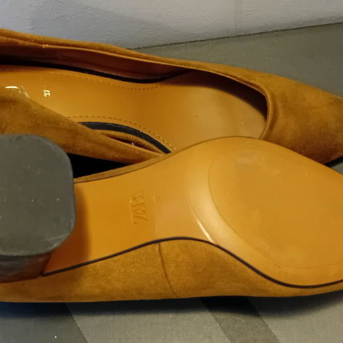 Zara suede tan pumps size 37 new with plexiglass heel