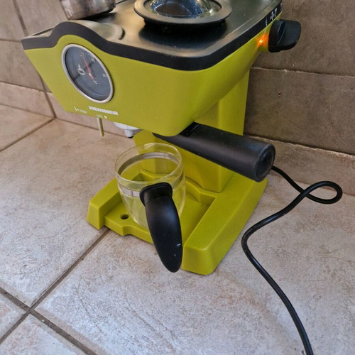 Espressiera Heinner Charm μεταχειρισμένη 800w ημιαυτόματη