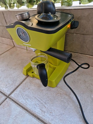 Espressiera Heinner Charm μεταχειρισμένη 800w ημιαυτόματη