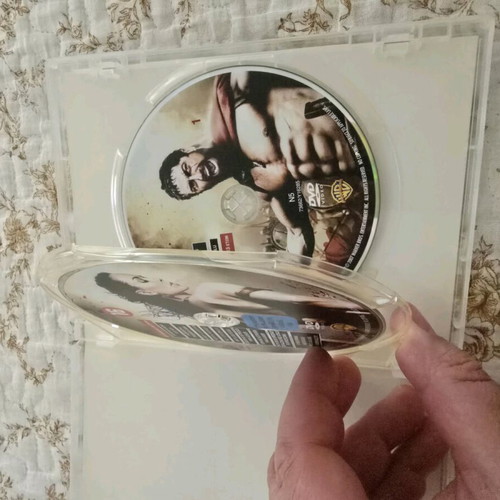 DVD 300 μεταχειρισμένο με υπότιτλους