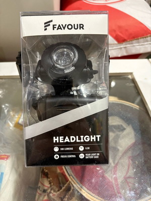 Headlight new with white LED and focused beam