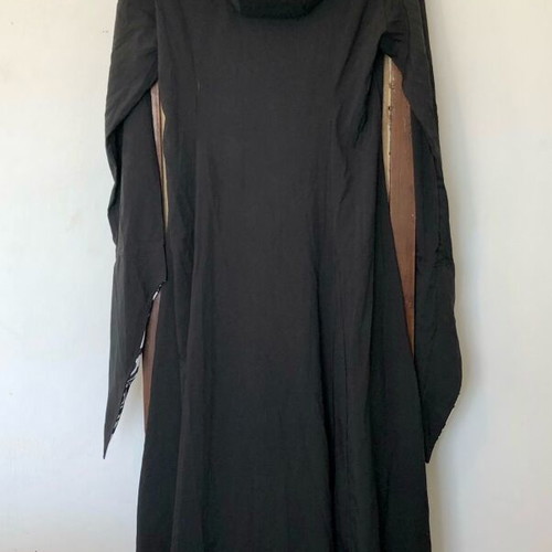 Long gothic dress with hood like new, black and white, size XL