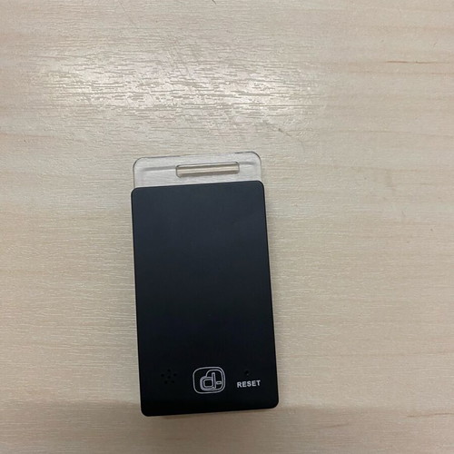 Pocket digital photo frame used, like new