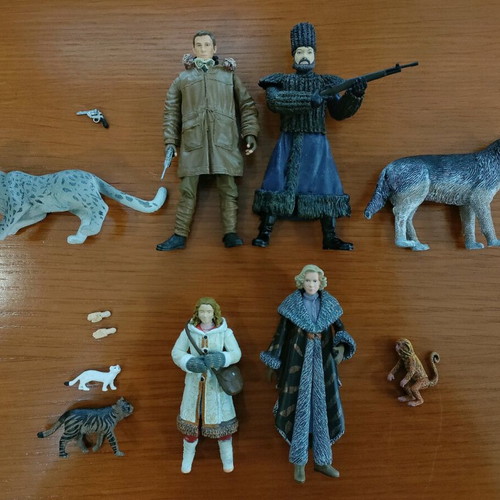 The Golden Compass action figures like new from His Dark Materials
