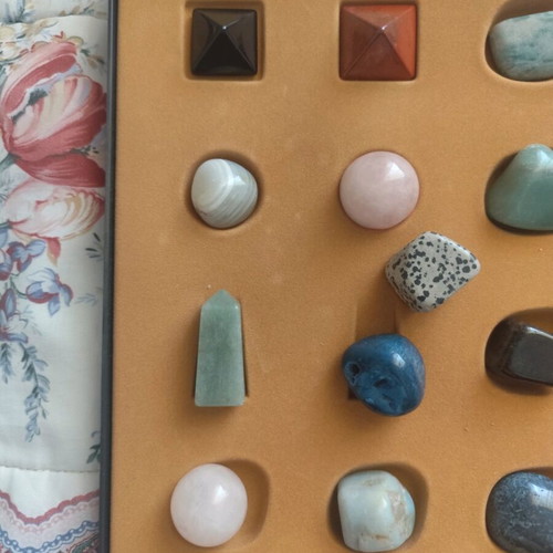 Deagostini Stones and Crystals Case used