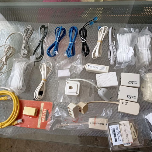 Phone connection cables and accessories new, pack of 40 pieces
