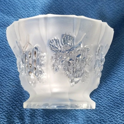 Fondant dish used in good condition