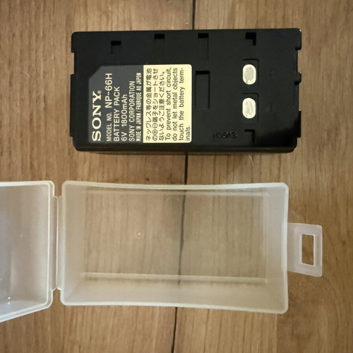 Sony Handycam CCD-F455E Video8 used vintage analog camcorder