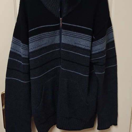 Wool cardigan used, black and gray, size L
