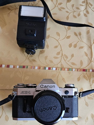 Canon AE 1