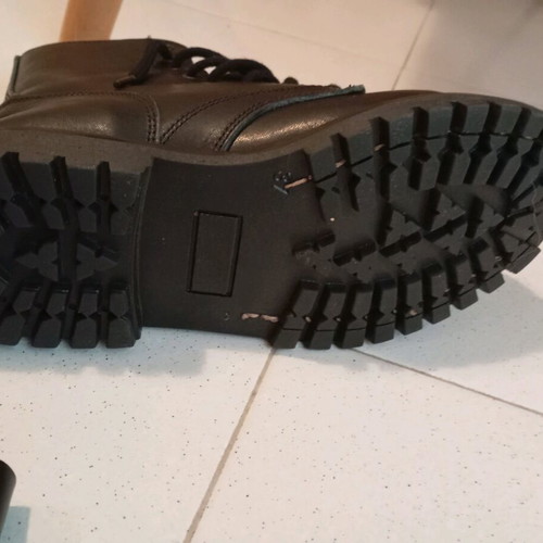 Leather boots handmade like new, black, genuine