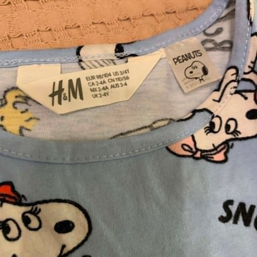 H&M Snoopy & Belle Dress new, ages 2-4, light blue