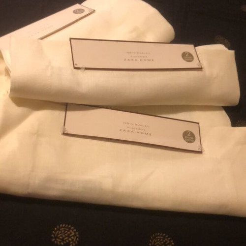 Zara Home linen placemats set of 6 new, broken white color