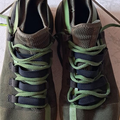 Under Armour basketball shoes used, size 44.5, green