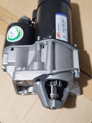 Valeo starter motor for Renault new, 10 teeth