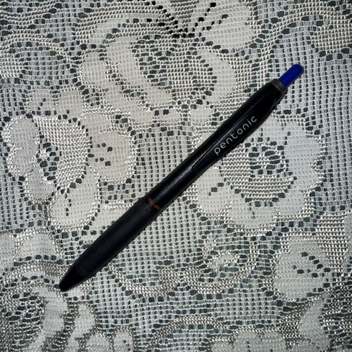 Pentonic blue pen