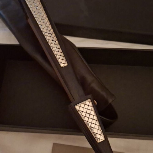 Bottega Veneta large fan with black lace and leather case