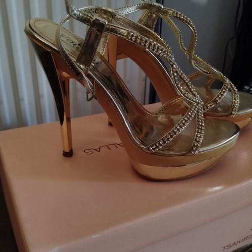 Voi & Noi gold platform sandals size 37