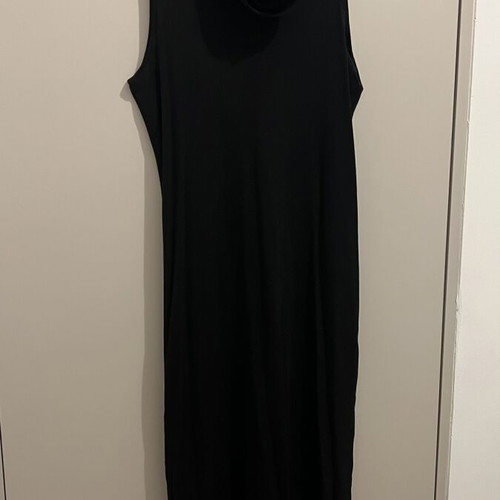 Black dress Formes Paris like new