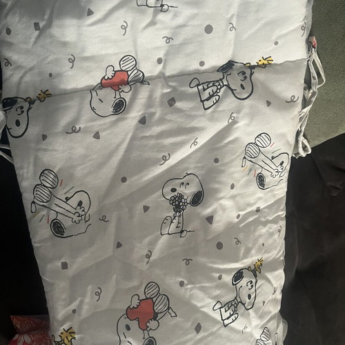 Snoopy crib bumper