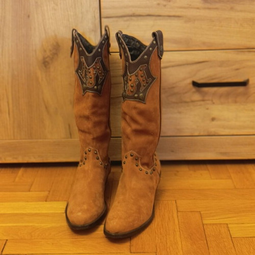 Moschino vintage boots like new, suede brown Western cowboy style