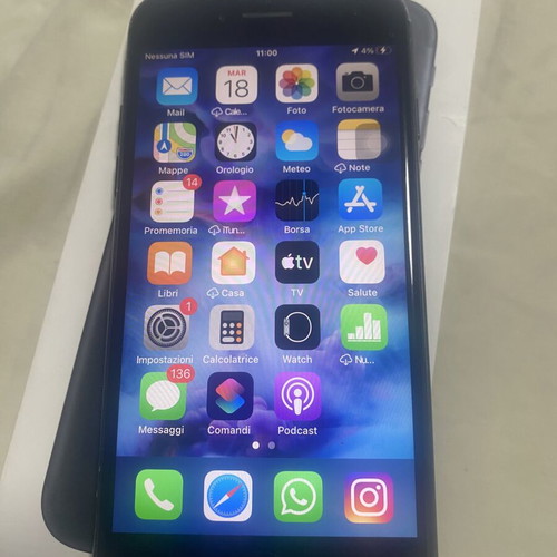 iPhone 7 Black 32GB used with damaged camera and intact screen