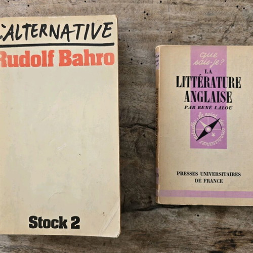French books used, set of 2