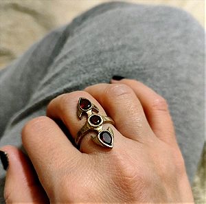 Δαχτυλίδι ασημένιο με πέτρωμα