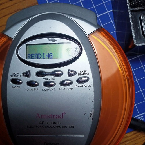 Amstrad CD0828 portable CD player used, rare, working
