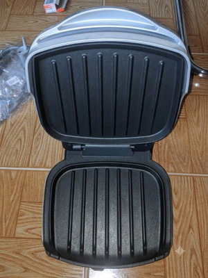 George Foreman Lean Mean Fat Reducing Grilling Machine electric grill like new