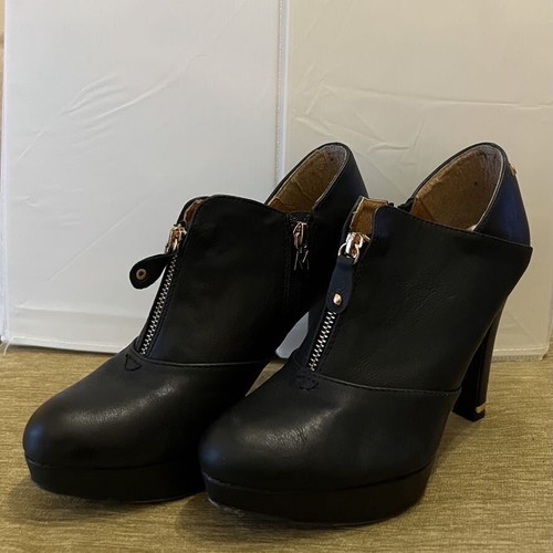 Maria Mare leather ankle boot like new, black, size 39