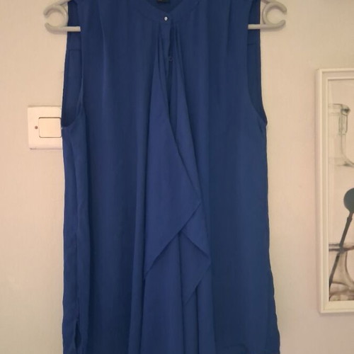 H&M Shirt M like new, blue, airy with buttons and scarf detail