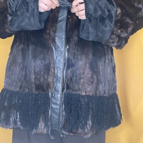 Mink fur coat like new, black, size L