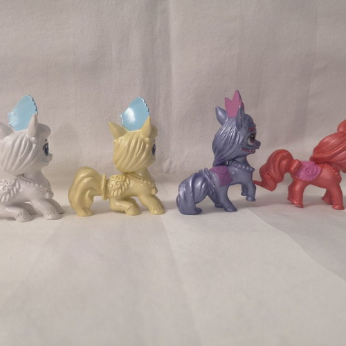 Animal figures used, pack of 7 pieces