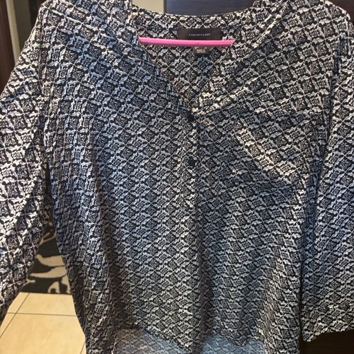 Atmosphere shirt like new, black and white, size S