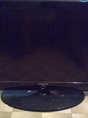 Телевизор Samsung LE37M86BD употребяван за части