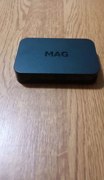 TV BOX MAG 420w1