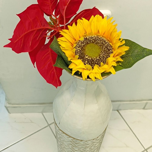 Decorative metal floor vase 80cm with fake flowers gift