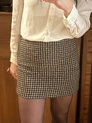 Μίνι φούστα πιε ντε πουλ H&M σαν καινούργιο, μαύρο και καφέ