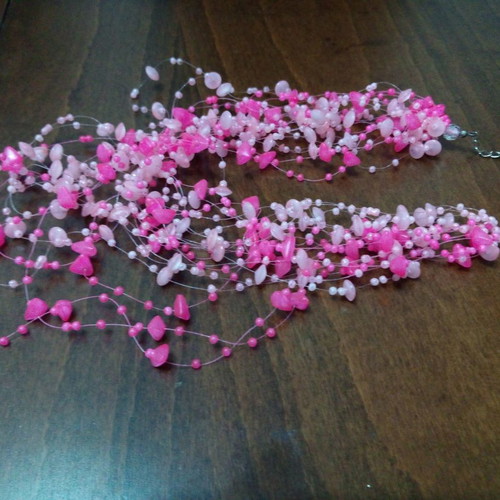 Messy fairy nest-style necklace used, pink with acrylic beads